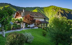 Logis Hotel Etchemaite