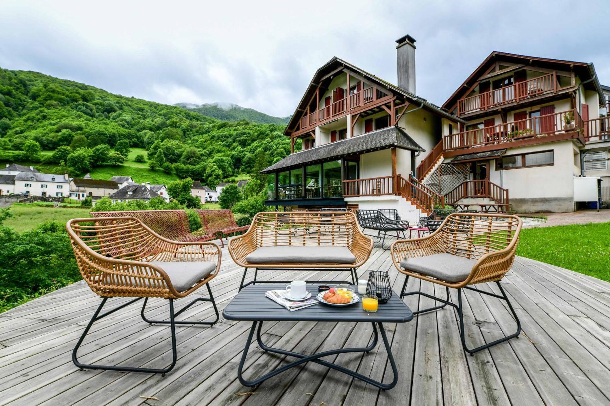 Logis Hotel Etchemaite Larrau Exterior photo